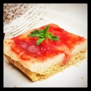 CROSTATA CON CREMA AL LIMONE E CONFETTURA DI FRAGOLE